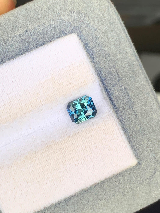 Saphir Teal de Madagascar