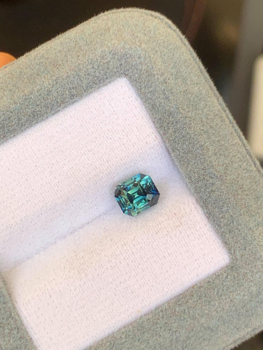 Saphir Teal de Madagascar