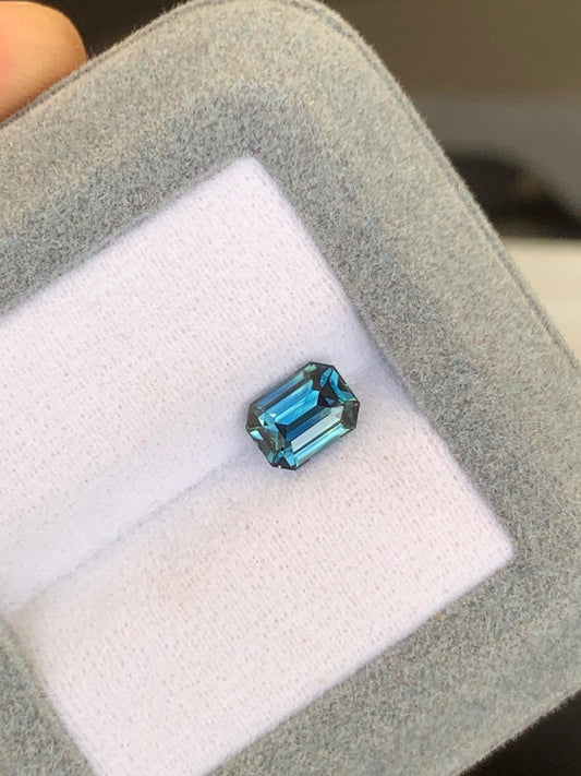 Saphir Teal de Madagascar