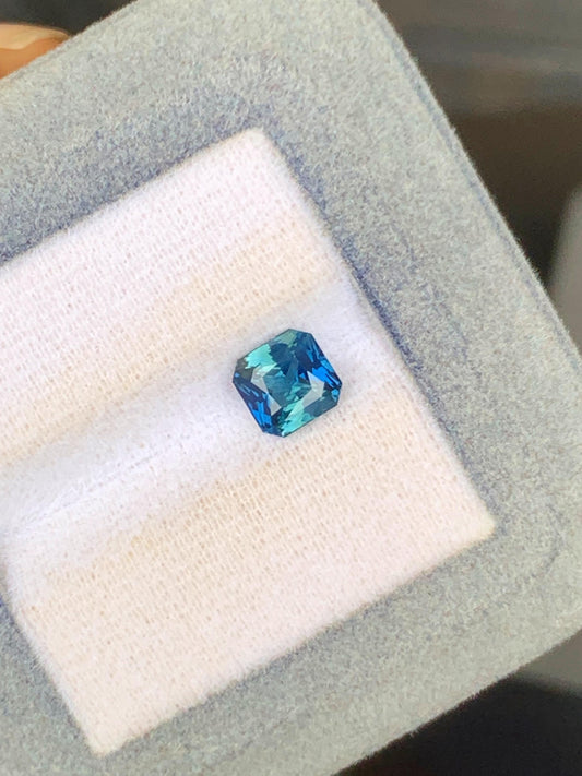 Saphir Teal de Madagascar