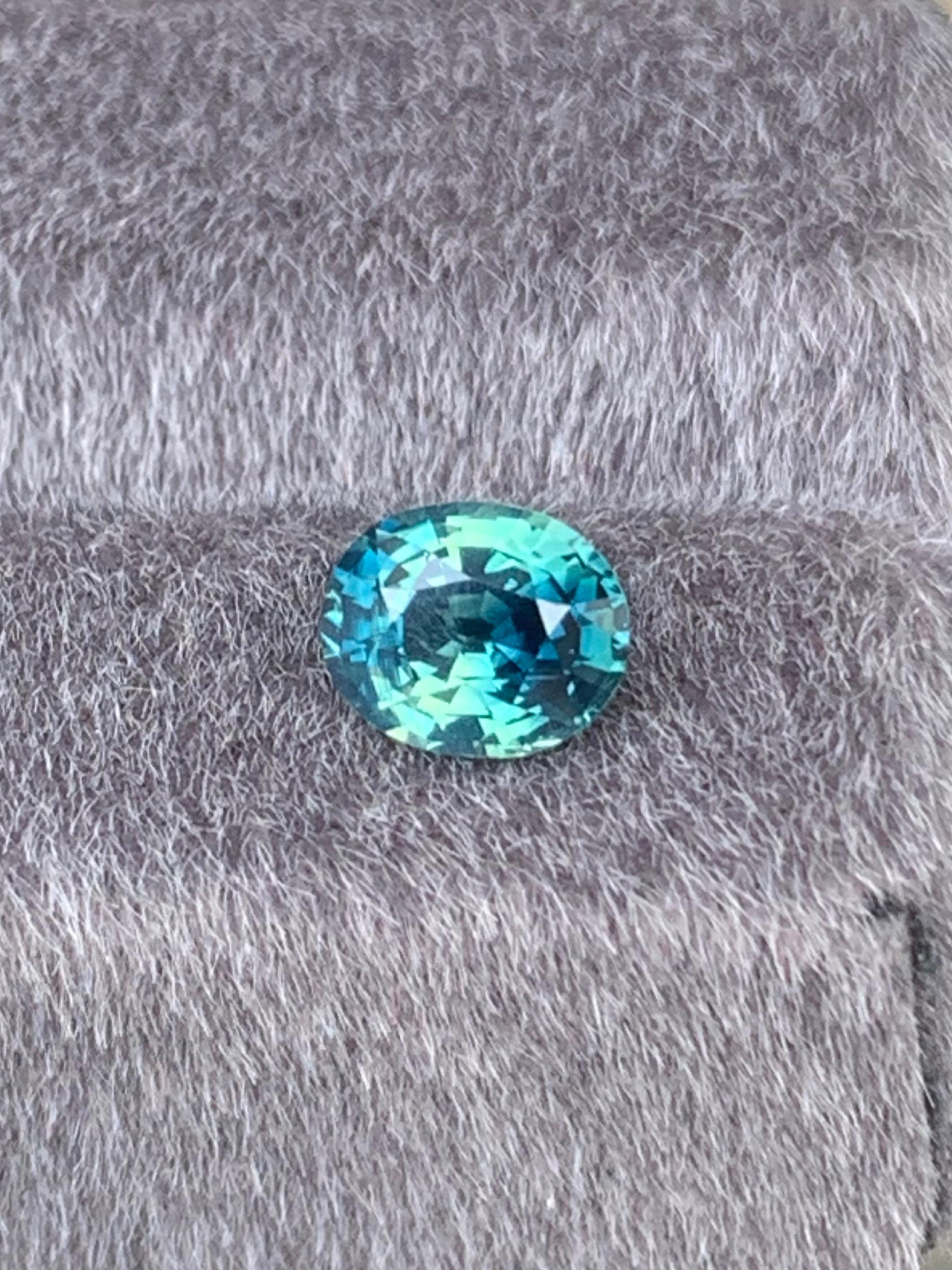 Saphir Teal de Madagascar
