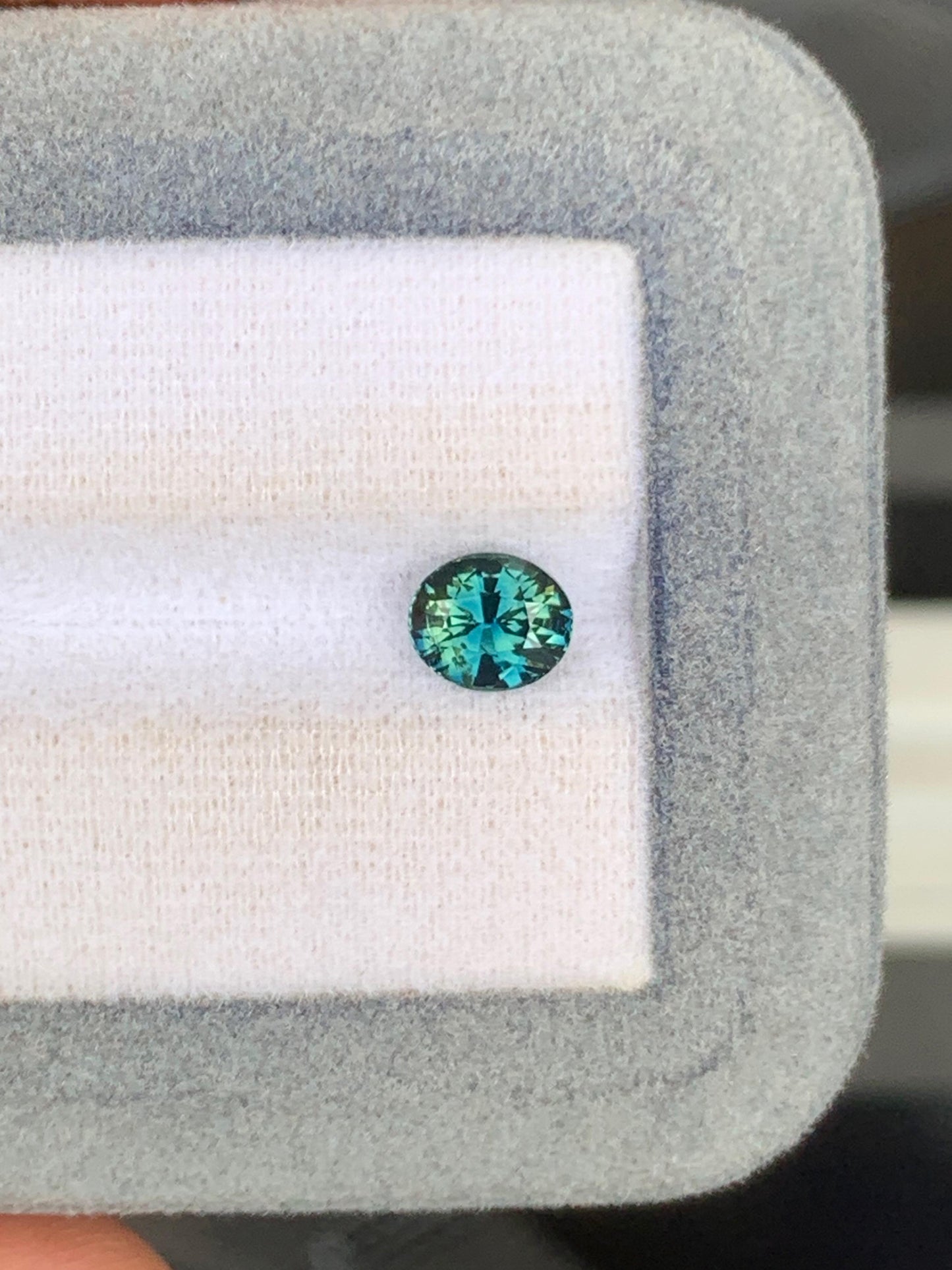 Saphir Teal de Madagascar