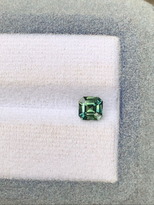 Saphir Teal de Madagascar