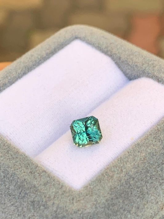 Saphir Teal de Madagascar