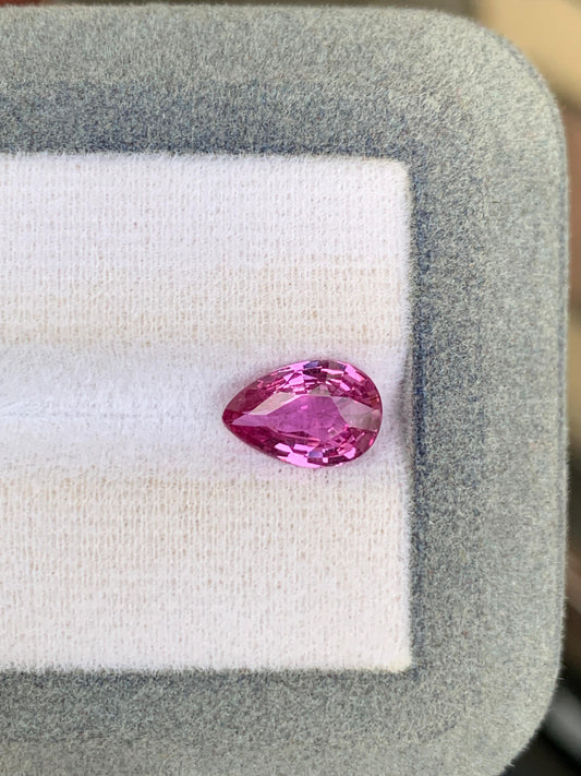 Saphir rose de Madagascar