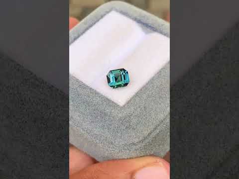 Saphir Teal de Madagascar