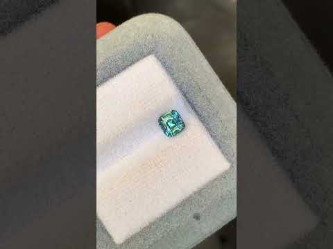 Saphir Teal de Madagascar