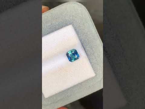 Saphir Teal de Madagascar