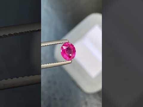 Saphir rose du Mozambique