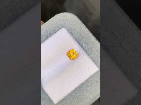 Saphir jaune du Sri Lanka