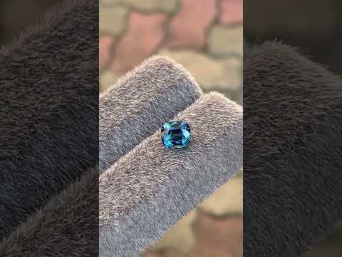 Saphir Teal de Madagascar