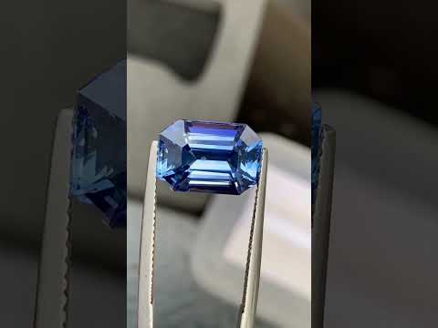 Saphir bleu du Sri Lanka
